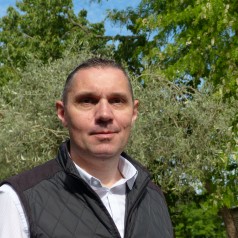 Loïc Lidec – conseiller en financement – 06.12.77.34.71.